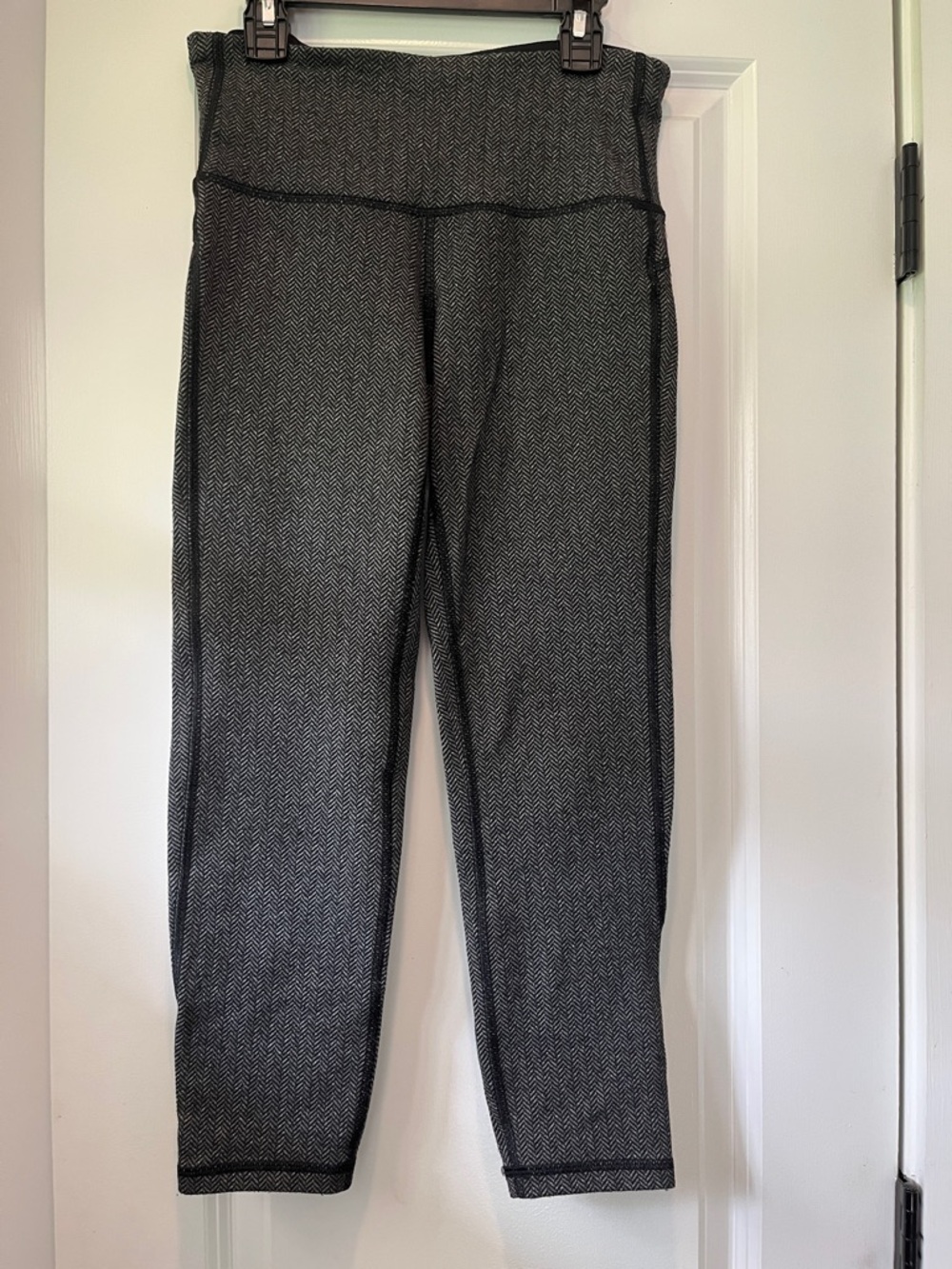 GAP Fit Herringbone Gray Black Skirt